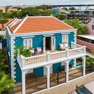 Curacao Gardens
